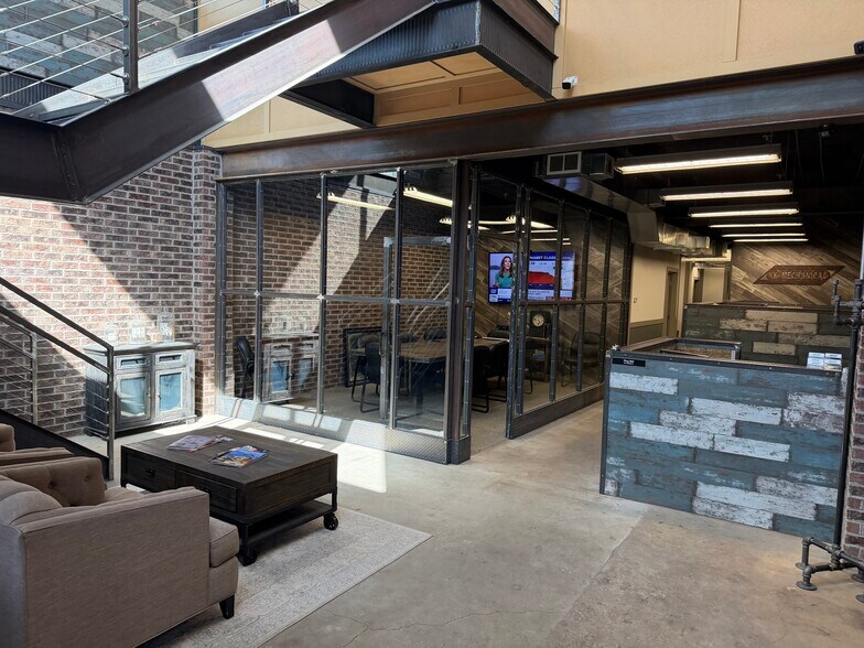 More Photos Of 2775 Midland Dr, Ogden Manufacturing For Sale