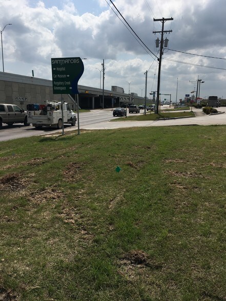 More Photos Of 2030 N IH 35, San Marcos Land For Sale