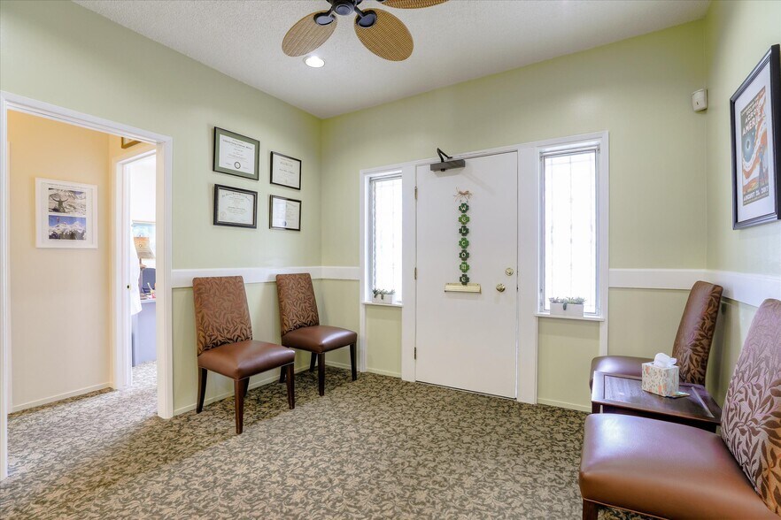 More Photos Of 560 E Saint John St, San Jose Medical For Sale