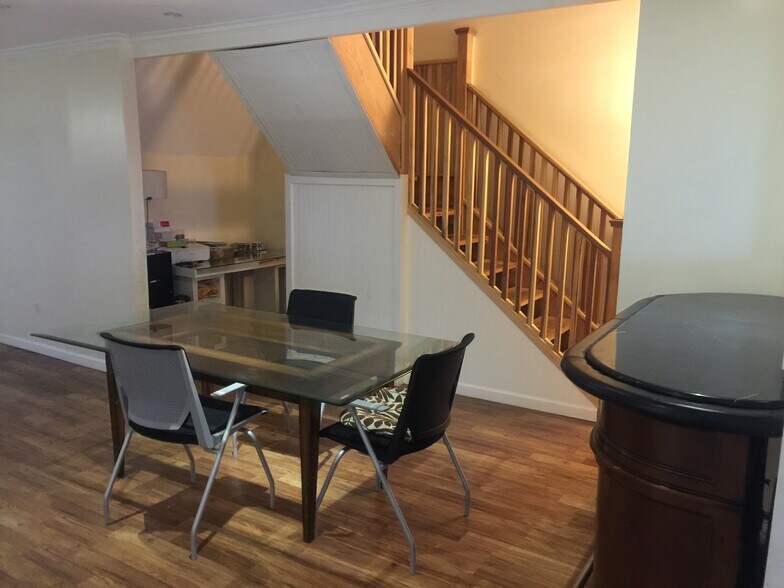 More Photos Of 412-414 E 12th St, Oakland Storefront Retail Residential For Sale