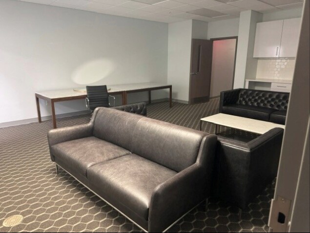 More Photos Of 2593 Development Dr, Green Bay Medical For Lease