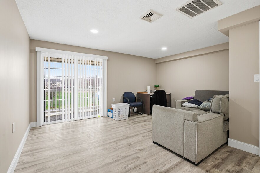 More Photos Of 47 Chelmsford St, Chelmsford Storefront Retail Residential For Sale