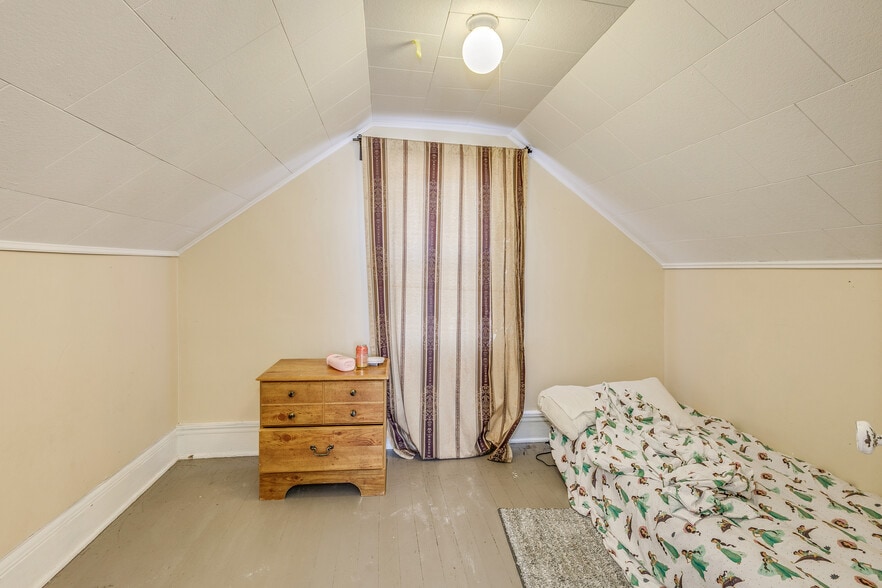 More Photos Of 1025 Southview Blvd, South Saint Paul Restaurant For Sale