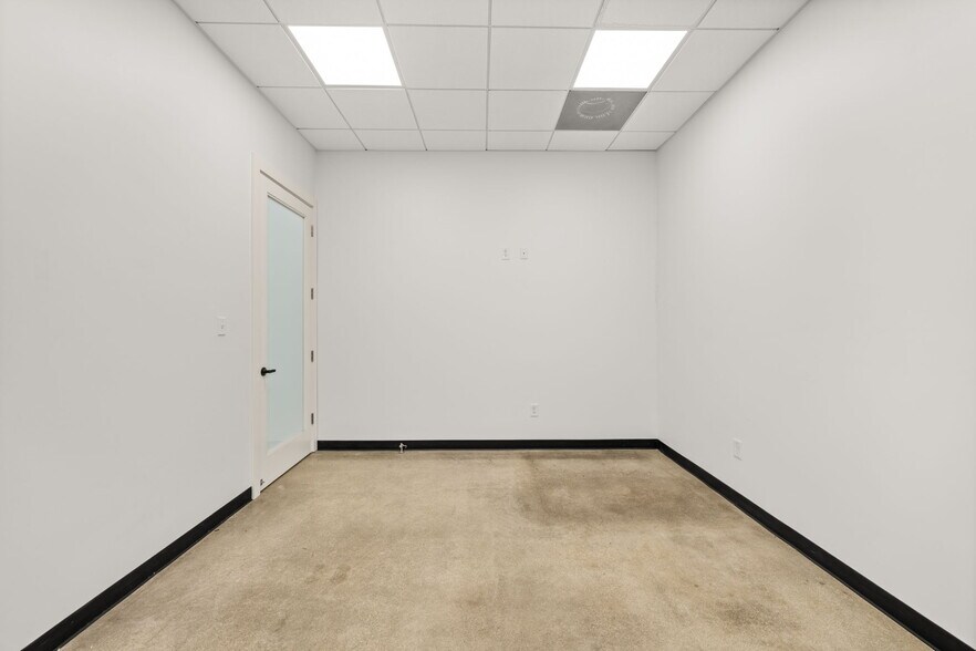 More Photos Of 701 Texas St, Redlands Office For Sale