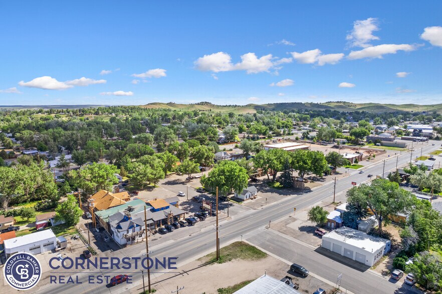 More Photos Of 628 E Richards St, Douglas Hotel For Sale