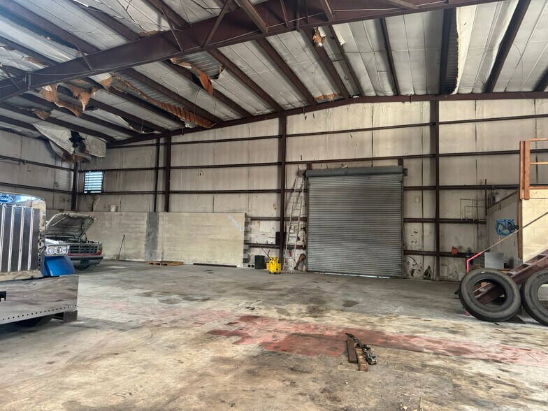 More Photos Of 109 Epps St, Gordon Warehouse For Sale