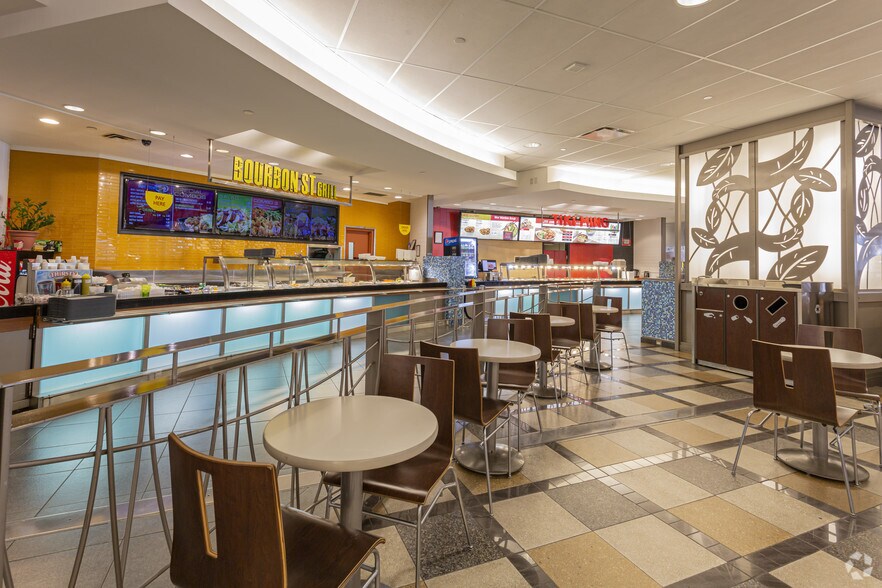 More Photos Of 335 8th Ave SW, Calgary Office For Lease