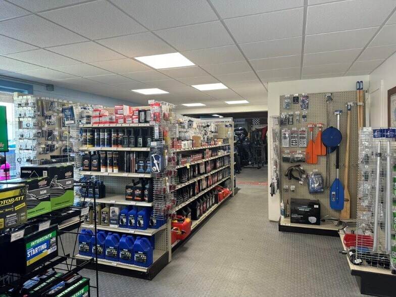 More Photos Of 807 E Harbor Rd, Milton Marina For Sale