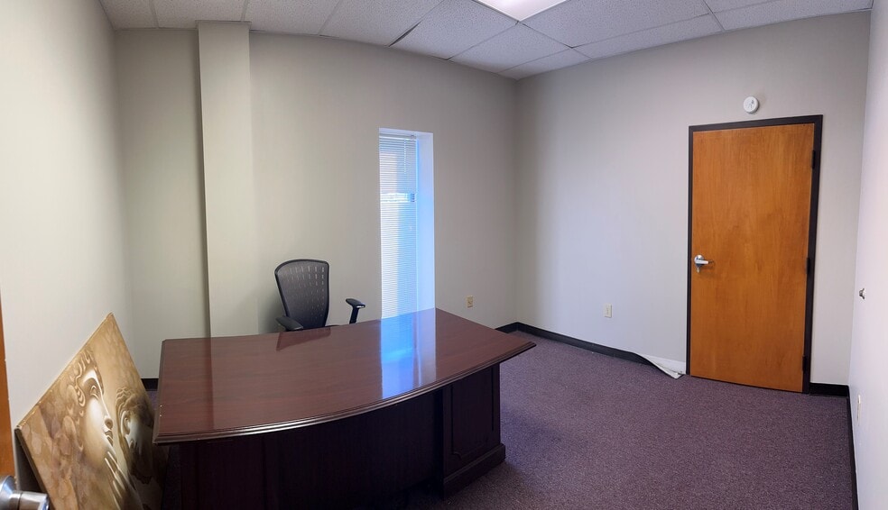 More Photos Of 5095 W Fayetteville Rd, Atlanta Flex For Sale