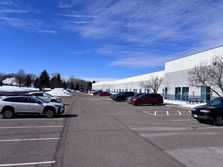 More Photos Of 980 Lone Oak Rd, Eagan Unknown For Lease