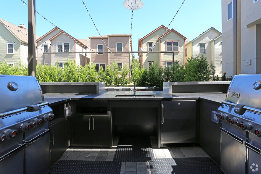 More Photos Of 1375-1411 Sycamore Ave, Hercules Unknown For Lease