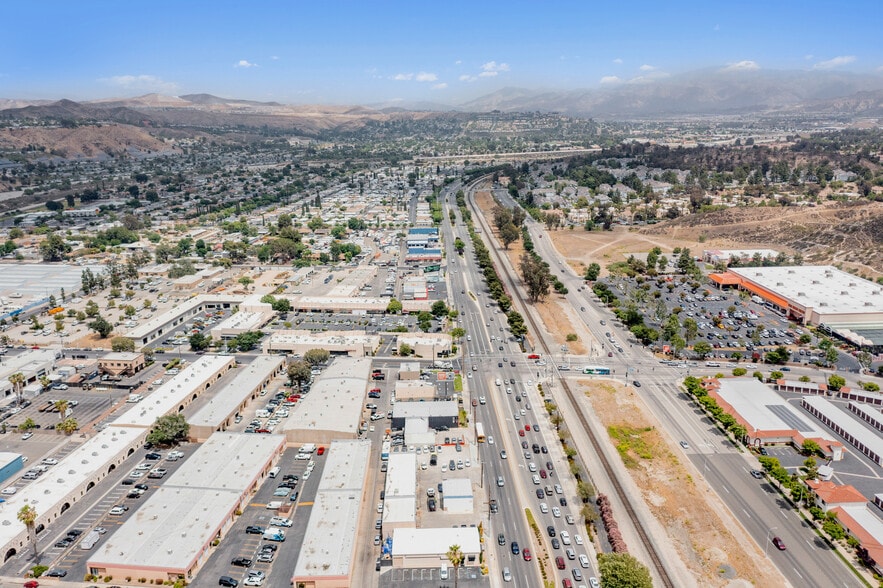 More Photos Of 20733 Soledad Canyon Rd, Canyon Country Industrial For Sale
