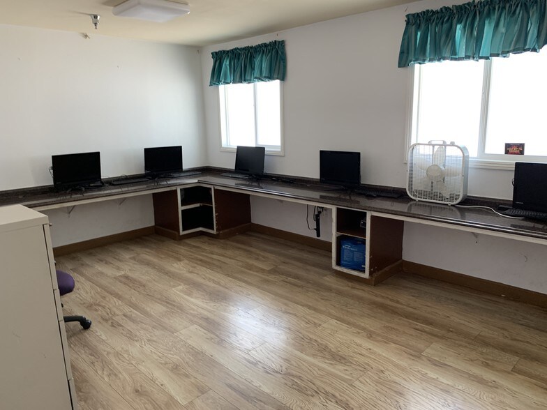 More Photos Of 303 N 15th St, San Jose Medical For Sale