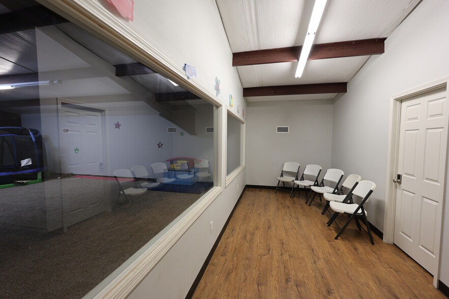 More Photos Of 31 Dale Dr, Cabot General Retail For Sale