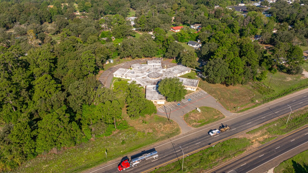 More Photos Of 611 NW Stallings Dr, Nacogdoches Assisted Living For Sale