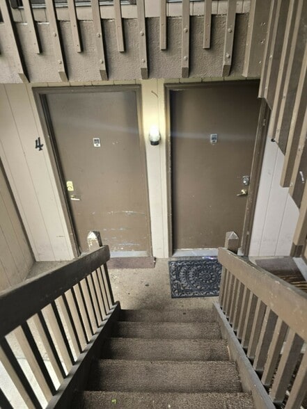 More Photos Of 230 N Corning St, Farwell Apartments For Sale