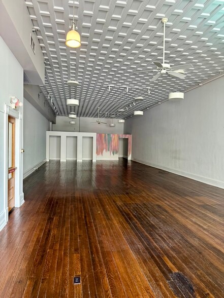 More Photos Of 426 Washington St, Columbus Office For Lease