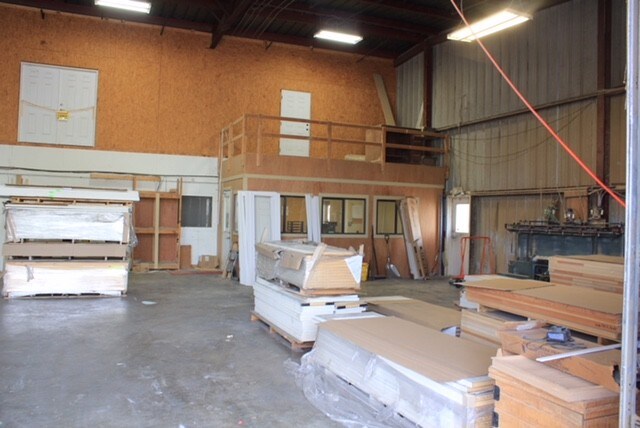 More Photos Of 11765 Darryl Dr, Baton Rouge Warehouse For Lease