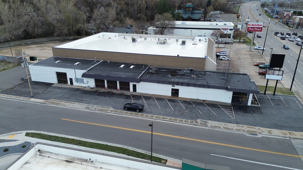 More Photos Of 4224 Riverdale Rd, Ogden Freestanding For Lease