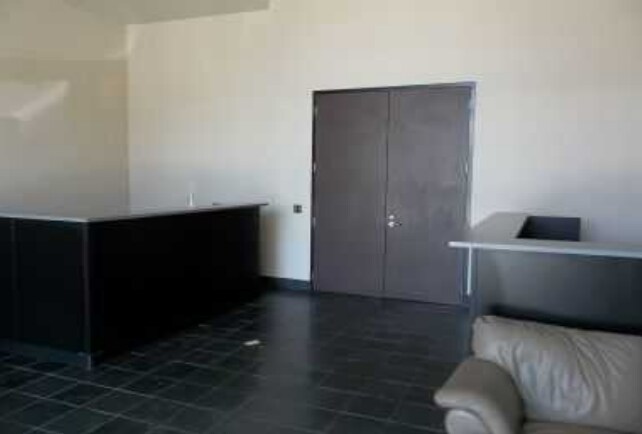 More Photos Of 2002 Scott Blvd, Temple Office For Sale