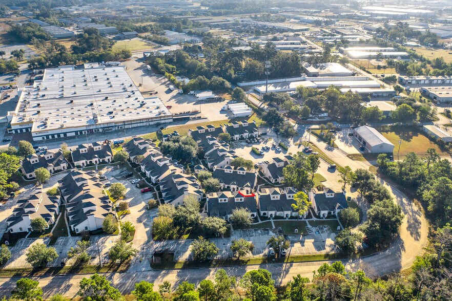 More Photos Of 12818 Willow Centre, Houston Office Residential For Sale