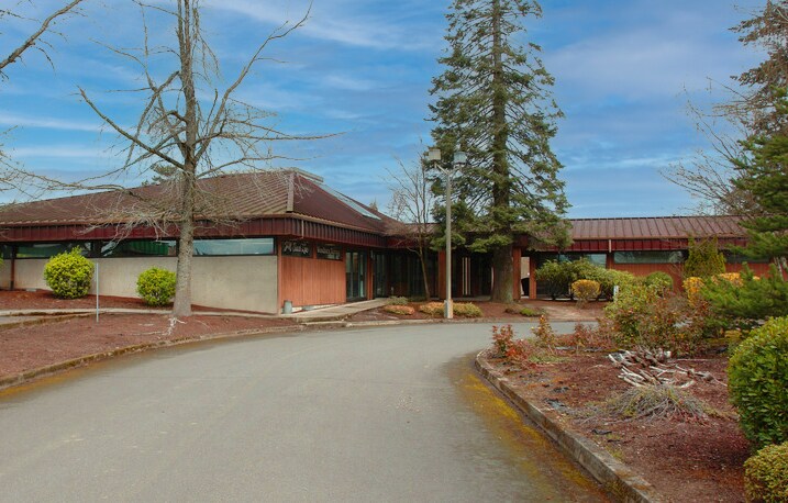 Primary Photo Of 4937 Indian School Rd NE, Salem Office For Lease