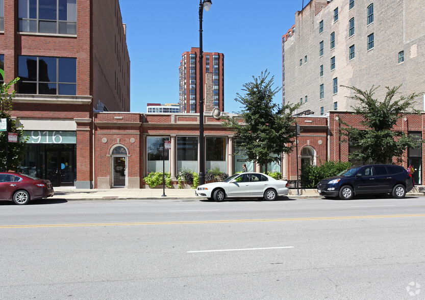 Primary Photo Of 912-914 S Wabash Ave, Chicago Storefront Retail Office For Lease