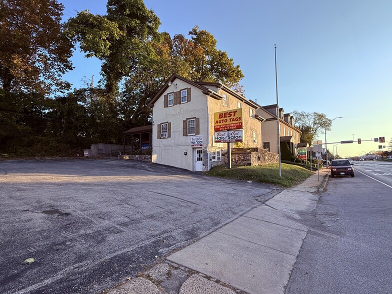 Primary Photo Of 119-121 Lancaster Ave, Paoli General Retail For Sale