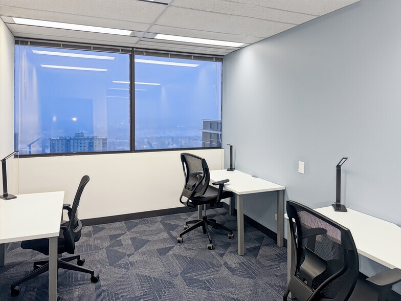 More Photos Of 10611 98th Ave NW, Edmonton Coworking Space