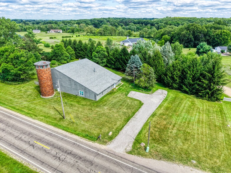 More Photos Of 15921 W M 36, Pinckney Light Distribution For Sale