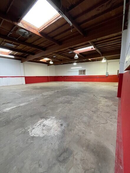 More Photos Of 943-945 Airport Blvd, South San Francisco Service For Sale