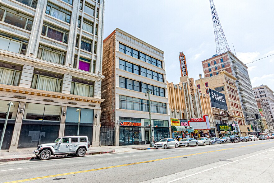 More Photos Of 510-514 S Broadway, Los Angeles Office For Lease