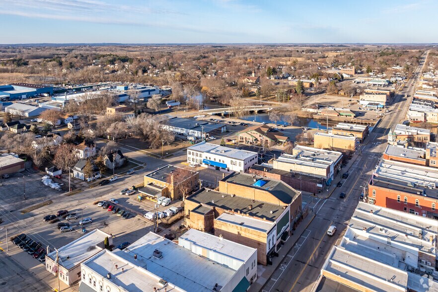 More Photos Of 123 S Pearl St, Berlin Assisted Living For Sale