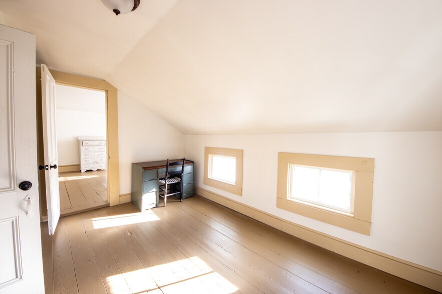 More Photos Of 345 Dorr Edson Rd, Oneonta Apartments For Sale