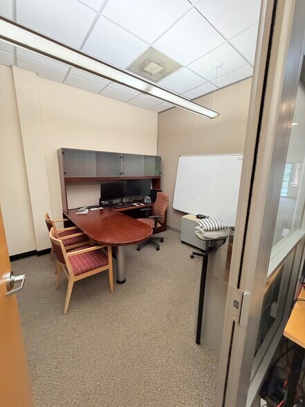 More Photos Of 1239 E Newport Center Dr, Deerfield Beach Office For Sale