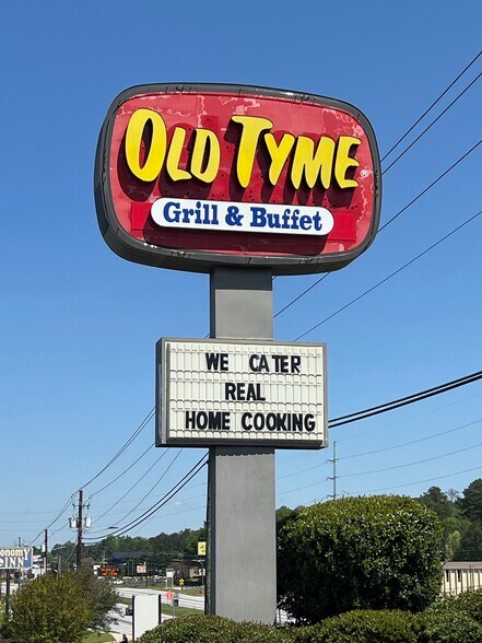 More Photos Of 8465 Tara Blvd, Jonesboro Restaurant For Sale