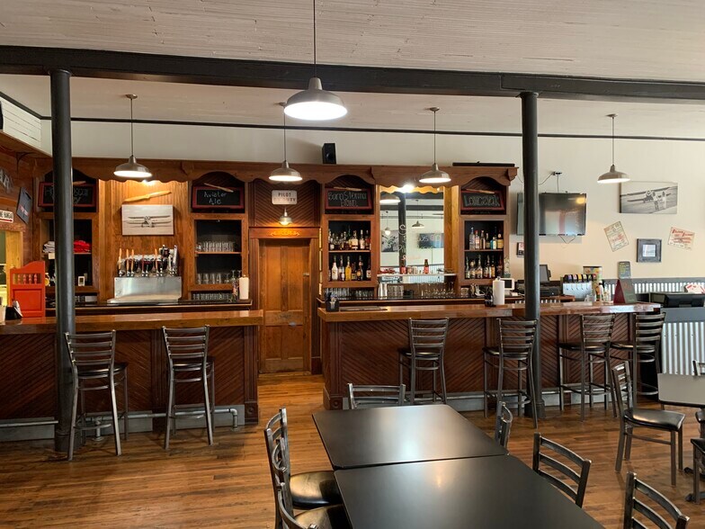 More Photos Of 105 N Main St, Sylvan Grove Restaurant For Sale