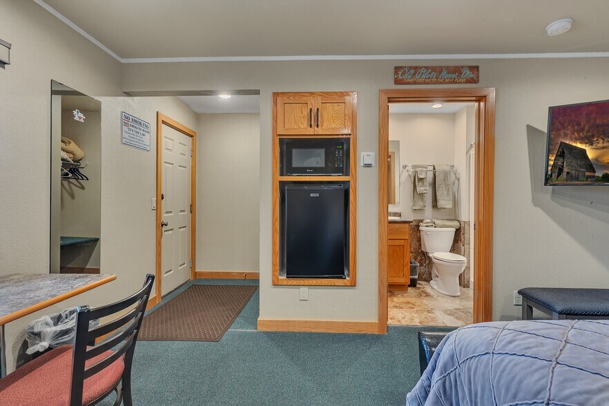 More Photos Of 720 Highway 10, Saint Cloud Hospitality For Sale