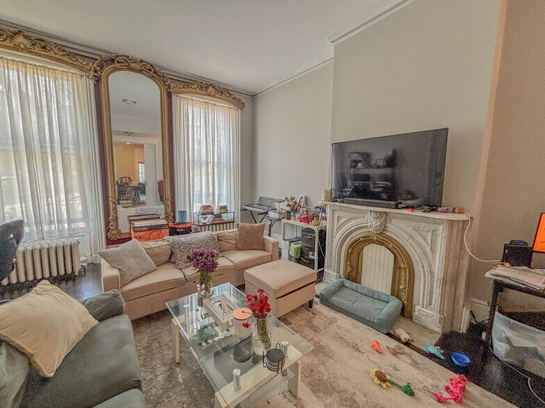 More Photos Of 81 Ten Broeck St, Albany Multifamily For Sale