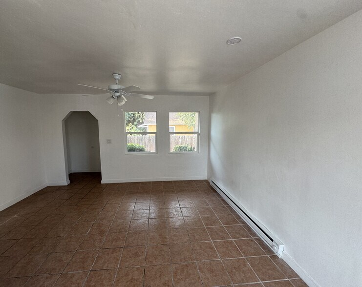 More Photos Of 3535 Los Flores Blvd, Lynwood Apartments For Sale