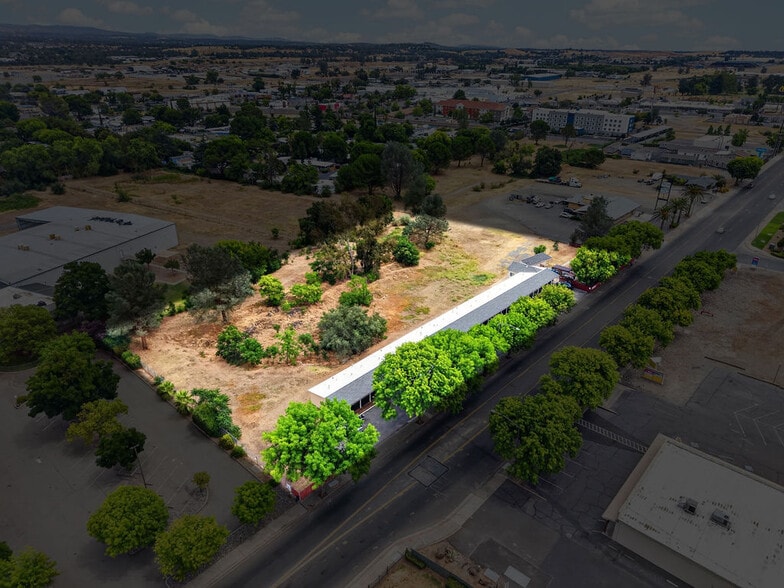 More Photos Of 2010 Feather River Blvd, Oroville Hotel For Sale