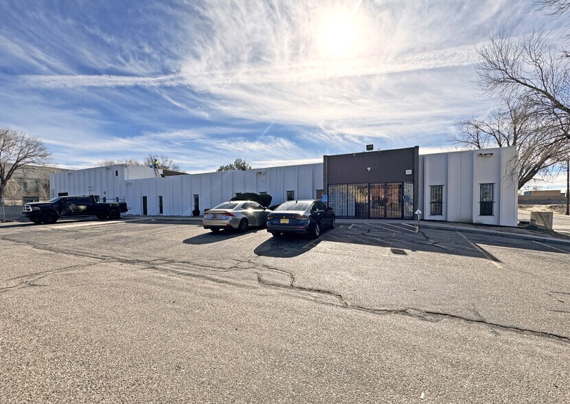 More Photos Of 1920 Columbia Dr SE, Albuquerque Warehouse For Sale