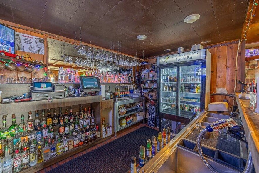 More Photos Of 3030 Oregon Ave, Bandon Restaurant For Sale