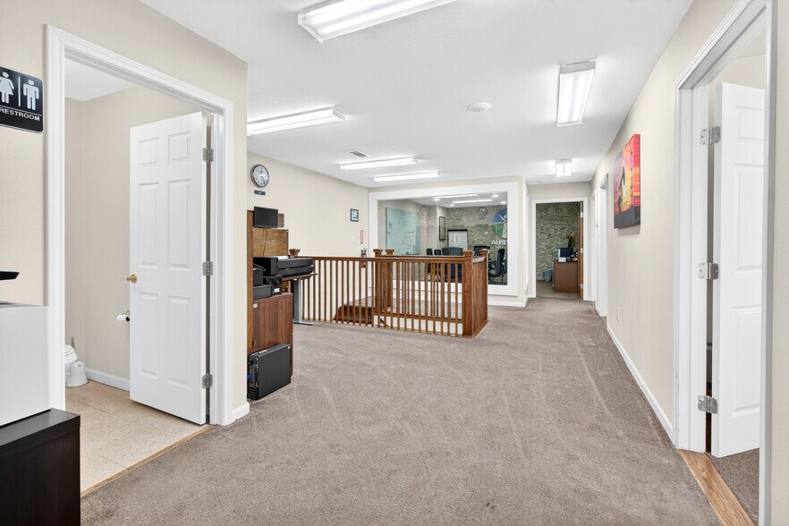 More Photos Of 8601 Fawn Trl, Conroe Warehouse For Lease