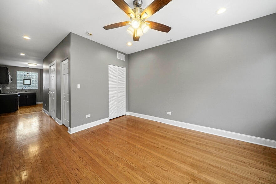 More Photos Of 1619 E 70th St, Chicago Apartments For Sale