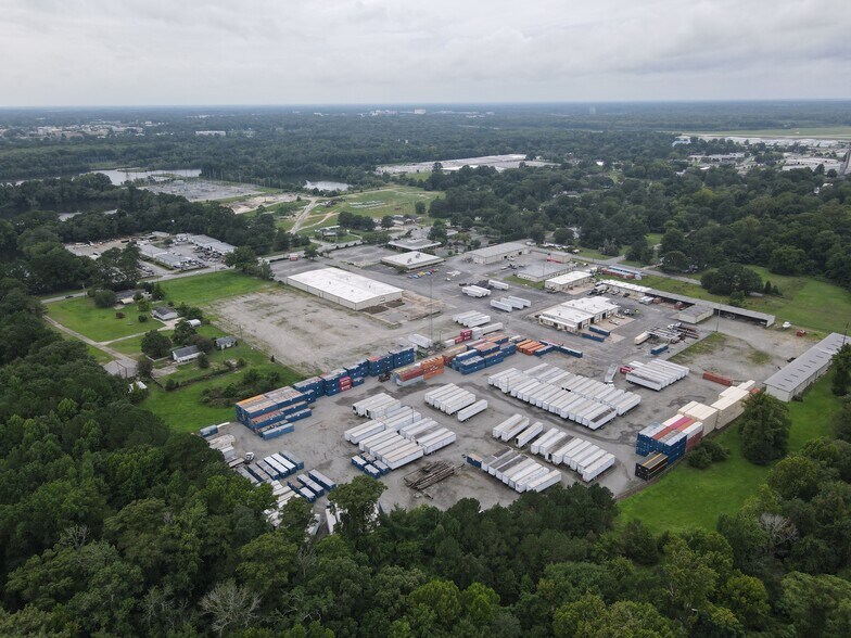 More Photos Of 811 Mumford Rd, Greenville Warehouse For Sale