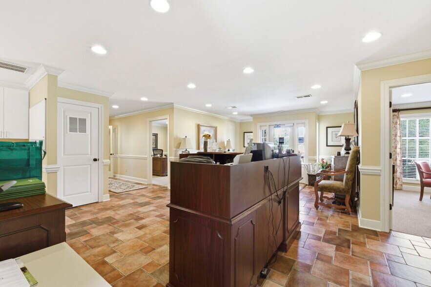 More Photos Of GA Hwy 136, LaFayette Bank For Sale