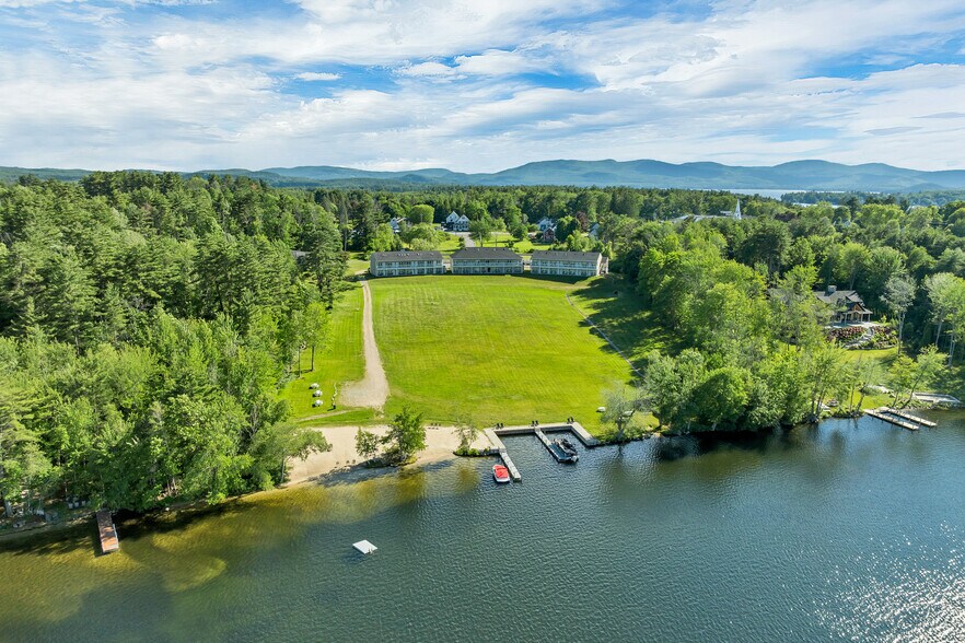 More Photos Of 280 S Main St, Wolfeboro Hotel For Sale