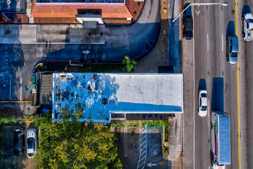 More Photos Of 646 Ne 79th St, Miami Restaurant For Sale