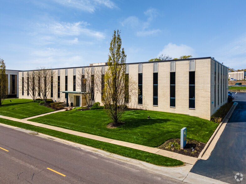 More Photos Of 6811 Shawnee Mission Pky, Overland Park Unknown For Sale